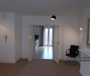2 bedroom maisonette to rent - Photo 1