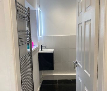 2 Bed Terraced House, Hovis Street, M11 - Photo 3