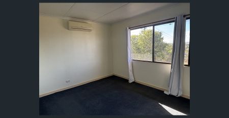 Family Home - Located in Walkerston - Photo 4