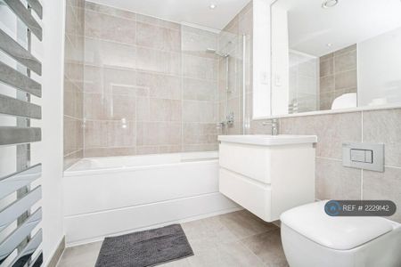 2 bedroom apartment - Photo 3