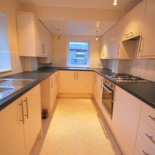 2 bedroom semi-detached house to rent - Photo 1