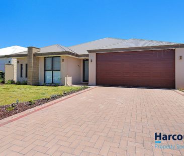 Relax, Entertain & Enjoy - The Perfect Home for Modern Living - Photo 1