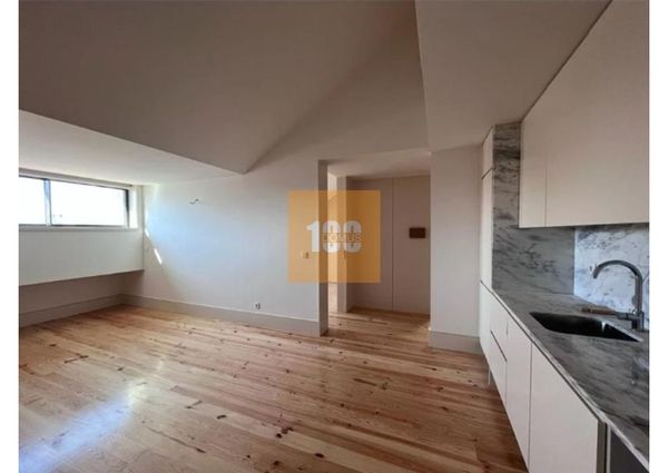 Apartamento T1 em Porto