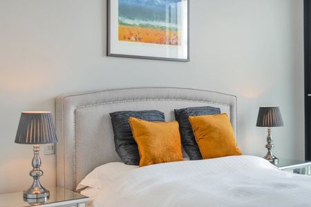 2 bedroom penthouse to rent - Photo 5