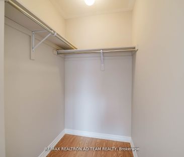 For Lease - 13 Hallmark Way, Whitby, Ontario - Photo 3