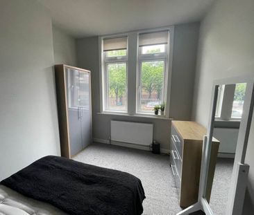 Silver Royd Hill (Room 1), Armley, Leeds - Photo 5