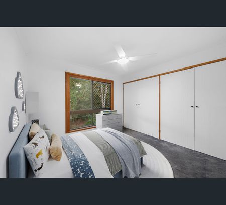 67 Corrofin St, Ferny Grove, Qld 4055 - Photo 2