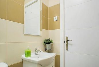 Calle Alicante, Getafe, Community of Madrid 28903