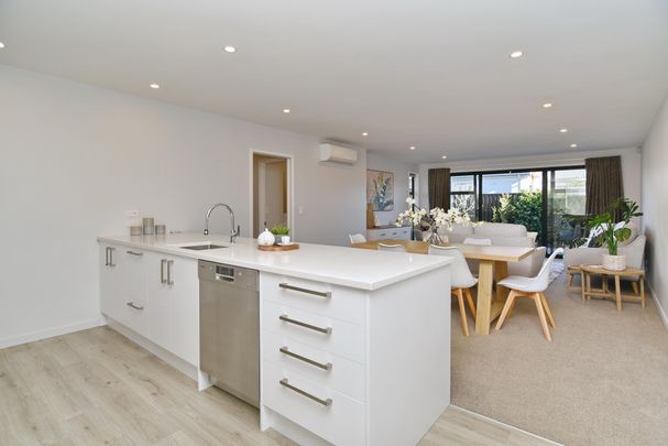 Modern and Convenient! - Photo 1