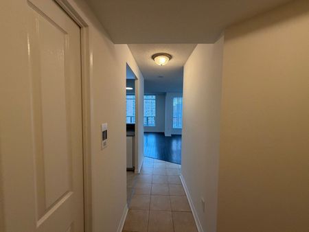 For Lease - 942 Yonge Street Unit# 711, Toronto, Ontario - Photo 4