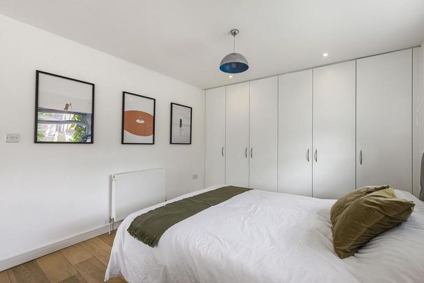 Studio to rent - Photo 1