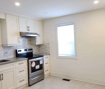 For Lease - 126 Olive Avenue, Toronto, Ontario - Photo 2