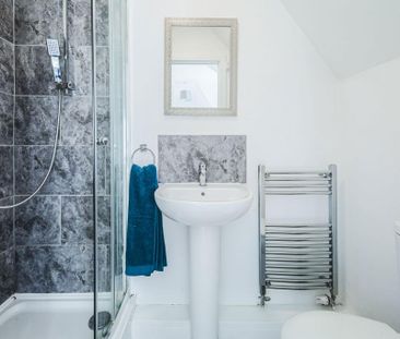 1 bedroom house of multiple occupation to rent - Photo 1
