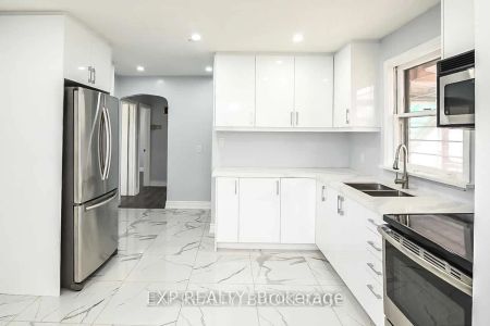 Property For Lease | X9241713 - Photo 5