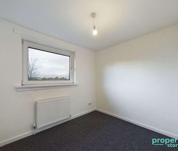 Raymond Place, East Kilbride, South Lanarkshire, G75 - Photo 3