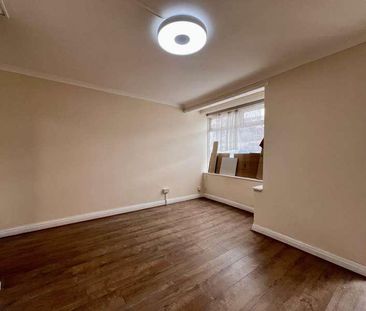 Third Avenue, Dagenham, Essex, RM10 - Photo 6