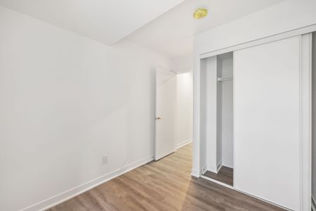 For Lease - 10 Ed Clark Gardens Boulevard Unit# TH5, Toronto, Ontario - Photo 5