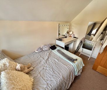 Hele Manor Barns, Hele, Taunton - Photo 5