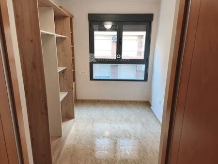 Piso de alquiler en Calle del Tucuman, 17, Ensanche - Diputación - Foto 3