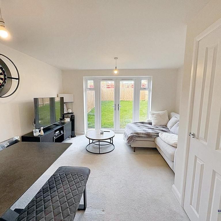 2 bedroom semi-detached house to rent - Photo 1