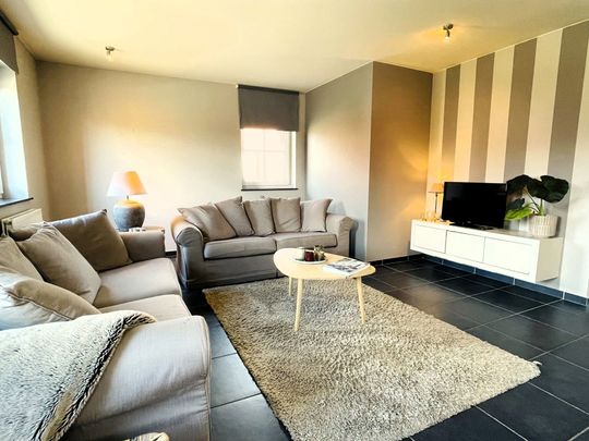 Appartement te huur - Photo 1