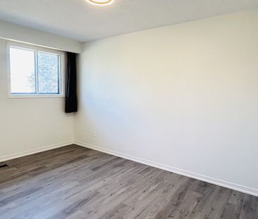 For Lease - 93 Willowbrook Road, Markham, Ontario - Photo 4