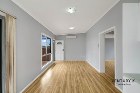 Modern, Private 2-Bedroom Granny Flat in Seven Hills! - Photo 2