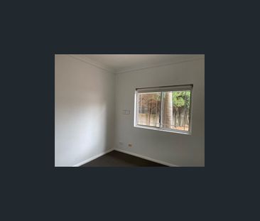 Well Positioned Family Home - Photo 2