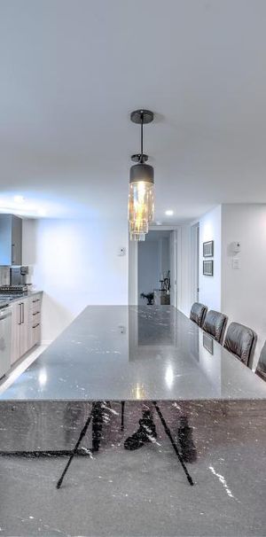 Appartement 4 1/2 a louer - Photo 1