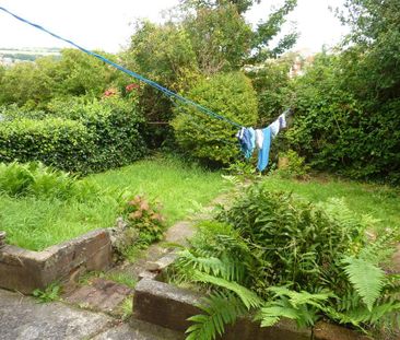 4 bedroom terraced house to rent - Photo 5