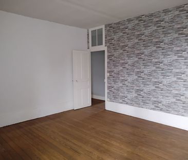Vaste appartement 100 m² centre ville AUTUN - Photo 2