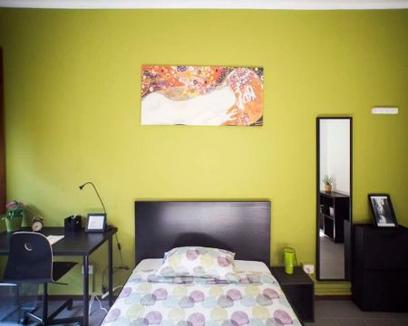 Via Francesco Arese, Milan, Lombardy 20159 - Photo 3