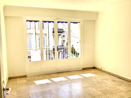 Location Appartement 2 pièces 44m² CANNES 06400 - Photo 2