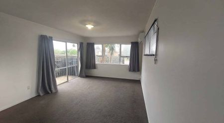 WATER INCLUDED!! - Photo 3