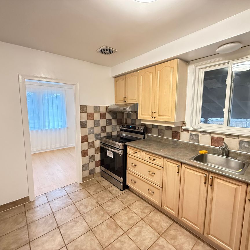 For Lease - 2 Khartoum Avenue, Toronto, Ontario - Photo 1