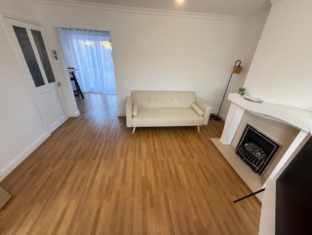 2 bedroom townhouse to rent - Photo 4