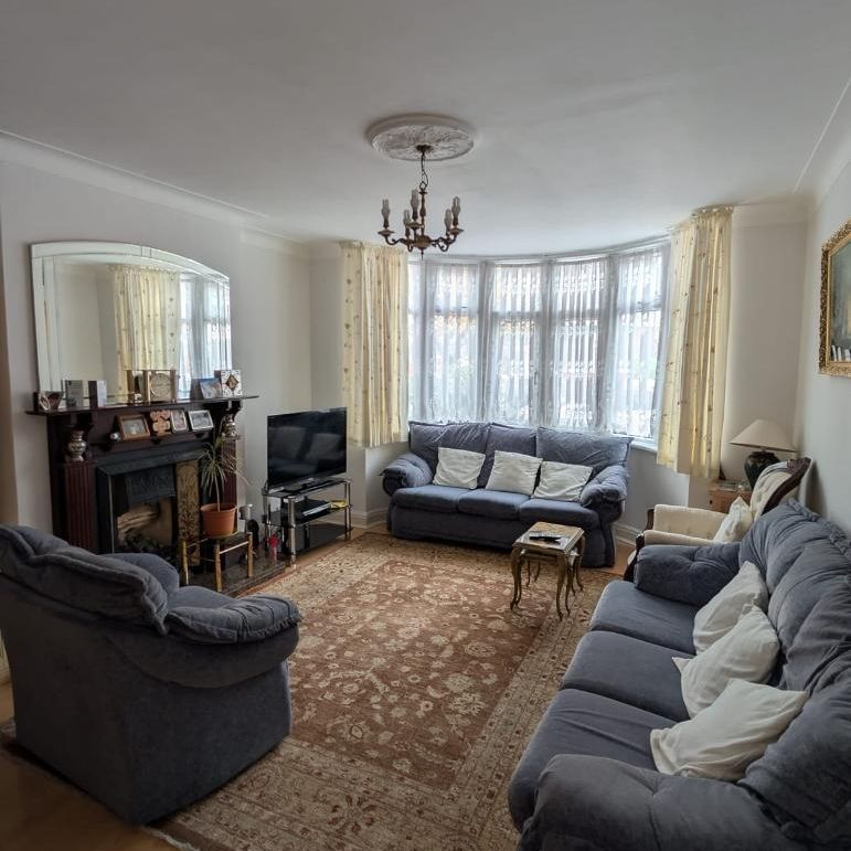 House share to rent - Photo 1