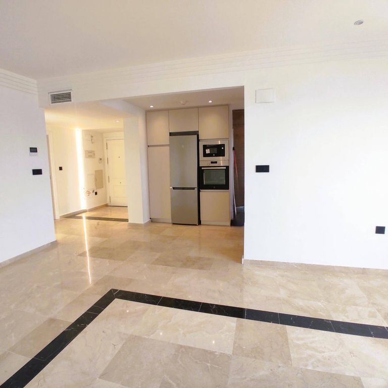 2 room luxury Apartment for rent in Marbella, Spain - Photo 1