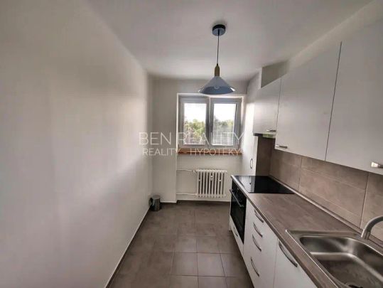 Pronájem bytu 3+1 Slavičín, sídliště Malé Pole - po kompletní rekonstrukci - Fotografie 1