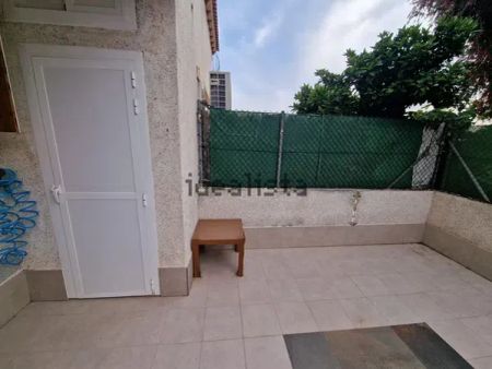 Alquiler de chalet pareado en Urbanizaciones - Photo 3