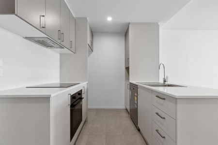 A place to netflix and chill - Photo 4