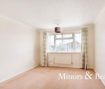 3 bedroom detached bungalow to rent - Photo 6