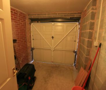 4 bedroom detached house to rent - Photo 3