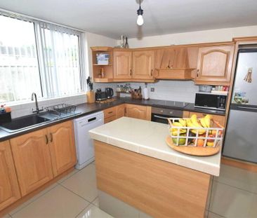 54 Glenmore Park, Lisburn, BT27 4RT - Photo 4