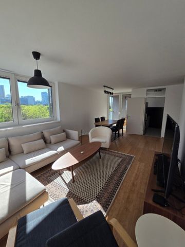 Furnished Apartment in Walking Distance to VIC - Photo 4