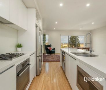 88 Ashcroft Avenue, Williams Landing VIC, Belconnen - Photo 6