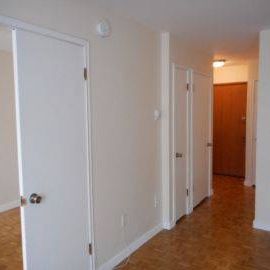 One Bedroom Apartment Downtown Suite 605 - Photo 4