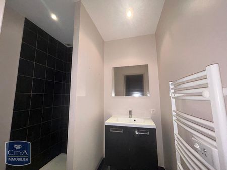 Location Appartement 3 pièces 48m² ST MAIXENT L ECOLE 79400 - Photo 3