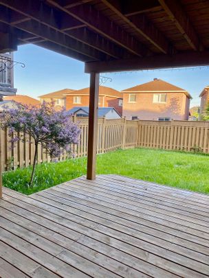 For Lease - 17 Christina Crescent, Bradford West Gwillimbury, Ontario - Photo 1