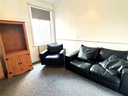 4 Bedroom House - Photo 1